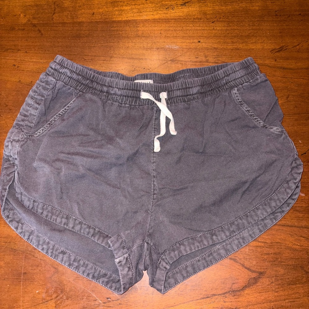 Billabong grey beachy shorts size medium